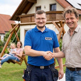 PinPro – persönliche Beratung, Handschlag mit Kunde